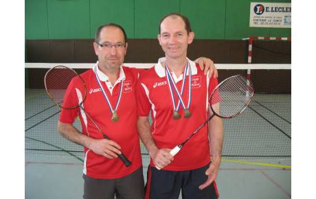 Médaille de bronze pour Francis et Jacques en VETERANS